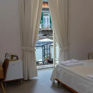 https://a-piazzetta.hotels-amalfi.com