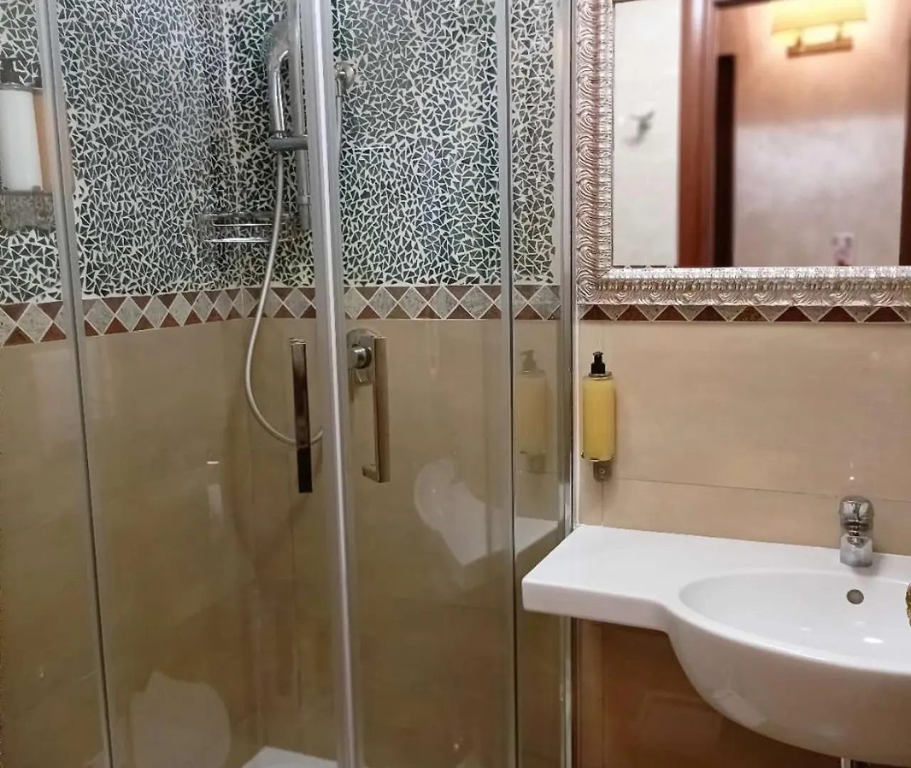 Hotel Korean Sonata Roma
